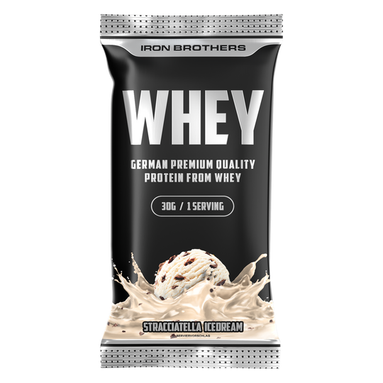 Whey Protein Stracciatella in der handlichen 30g probe Packung mit echten Shokoladen Stücken für dein Postworkout Meal